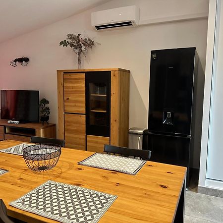 Maisonnette Du Mas Vert Montaren-et-Saint-Mediers Екстер'єр фото